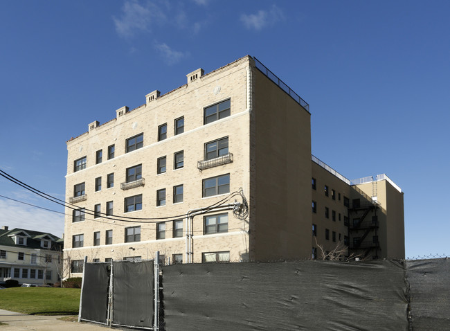 The Miramar in Asbury Park, NJ - Foto de edificio - Building Photo