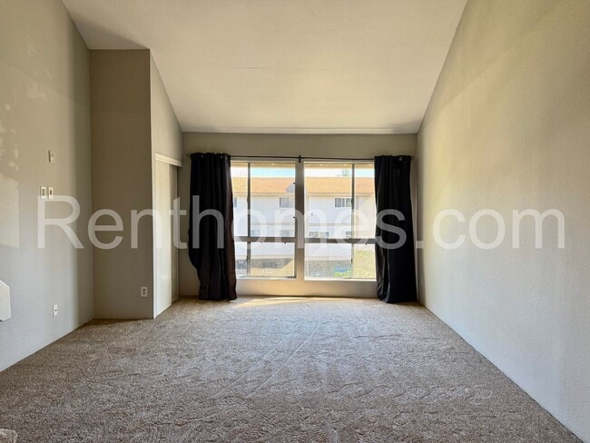 6275 Rancho Mission Rd in San Diego, CA - Building Photo - Building Photo