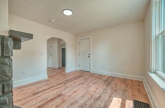 1466 Manchester Ave in Columbus, OH - Building Photo - Building Photo