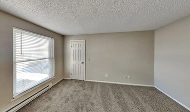 34314 27th Ave SW in Federal Way, WA - Building Photo - Building Photo