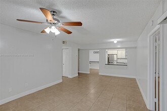 447 NE 210th Cir Terrace in Miami, FL - Building Photo - Building Photo