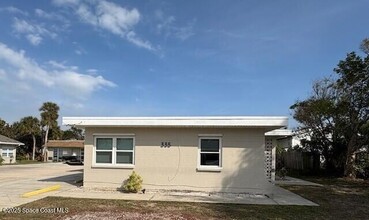 335 S Brevard Ave in Cocoa Beach, FL - Building Photo - Building Photo