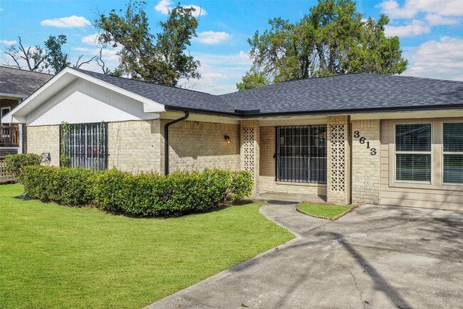 property at 3613 Crandon St