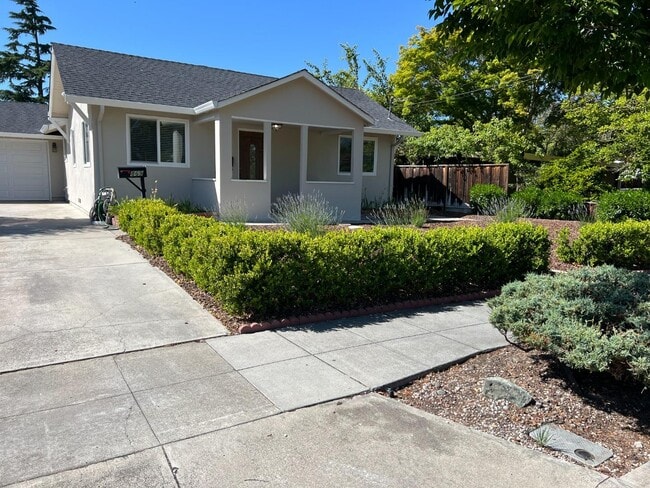 property at 869 Loma Verde Ave