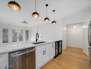 842 N Wolcott Ave in Chicago, IL - Building Photo - Building Photo