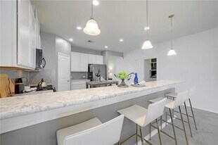 8012 Gato Ln in Round Rock, TX - Building Photo