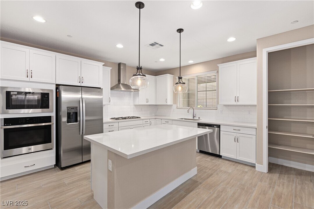 109 Orchestral Ln in Henderson, NV - Building Photo