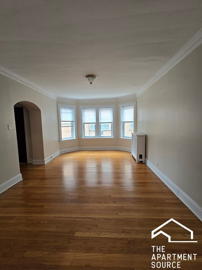 property at 1936 W Estes Ave
