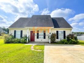 204 Jarrett Ln in Piedmont, SC - Building Photo