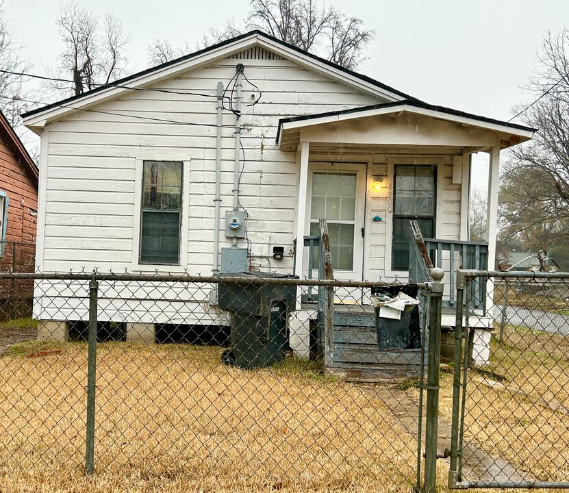 4200 Mandelane St in Shreveport, LA - Building Photo