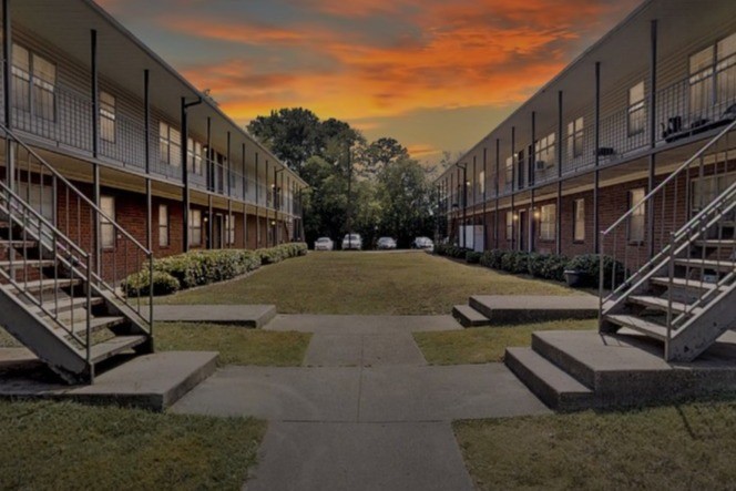 Vines at Hillside in Birmingham, AL - Building Photo