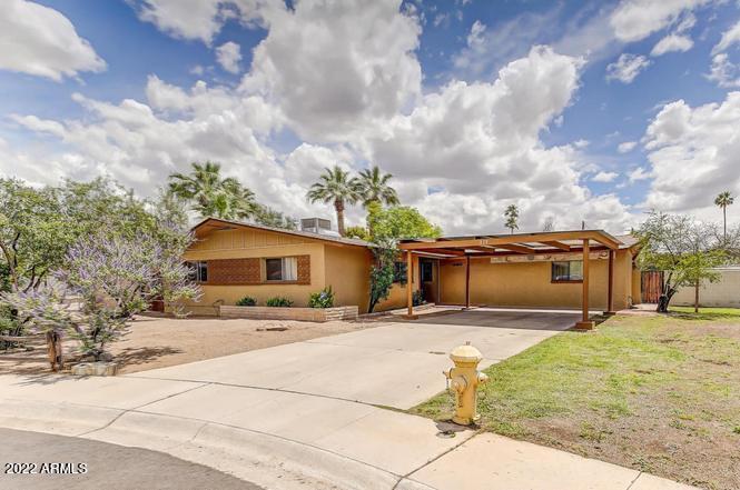 137 E Fremont Dr in Tempe, AZ - Building Photo