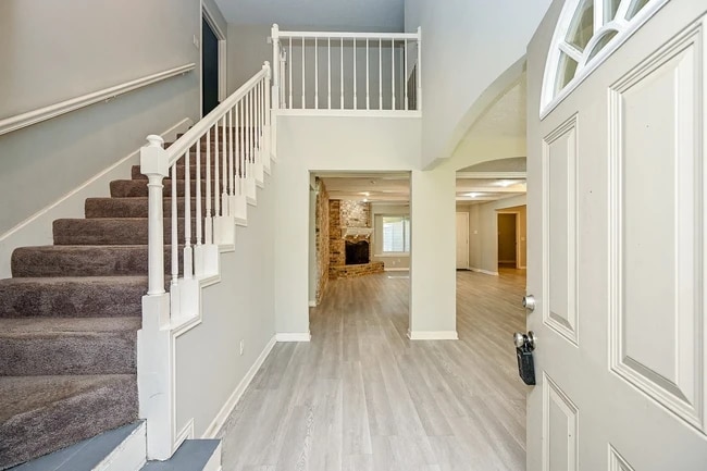 602 Mobile Ct in Conroe, TX - Building Photo - Building Photo