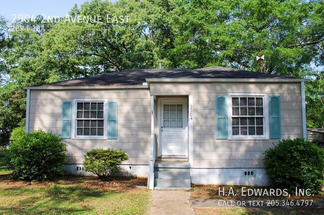 property at 2904 2nd E Ave