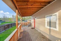 4560 Dunnam Rd photo'