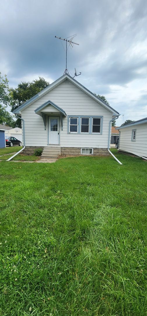 106 11th St NE in Austin, MN - Building Photo - Building Photo