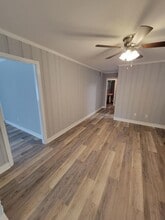 801 Sycamore Rd in Graham, NC - Building Photo - Building Photo