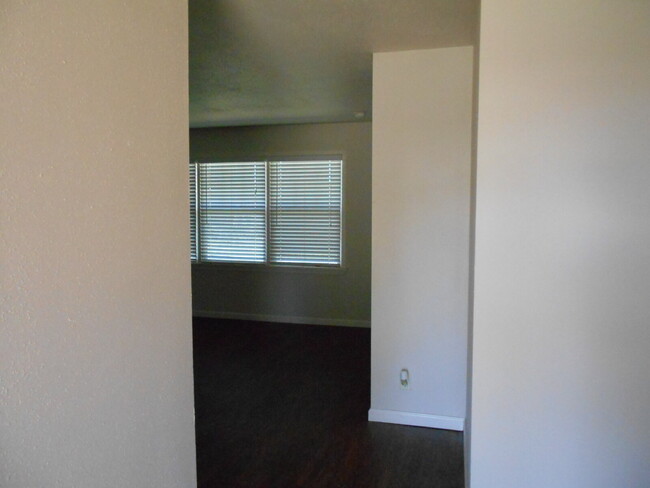 4816 45th St in Lubbock, TX - Foto de edificio - Building Photo