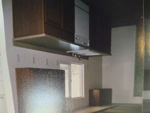 32318 Emerald Rd in Lucerne Valley, CA - Building Photo - Building Photo