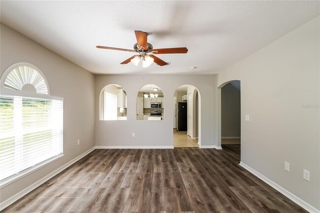 517 Ridges Dr in Dundee, FL - Building Photo - Building Photo