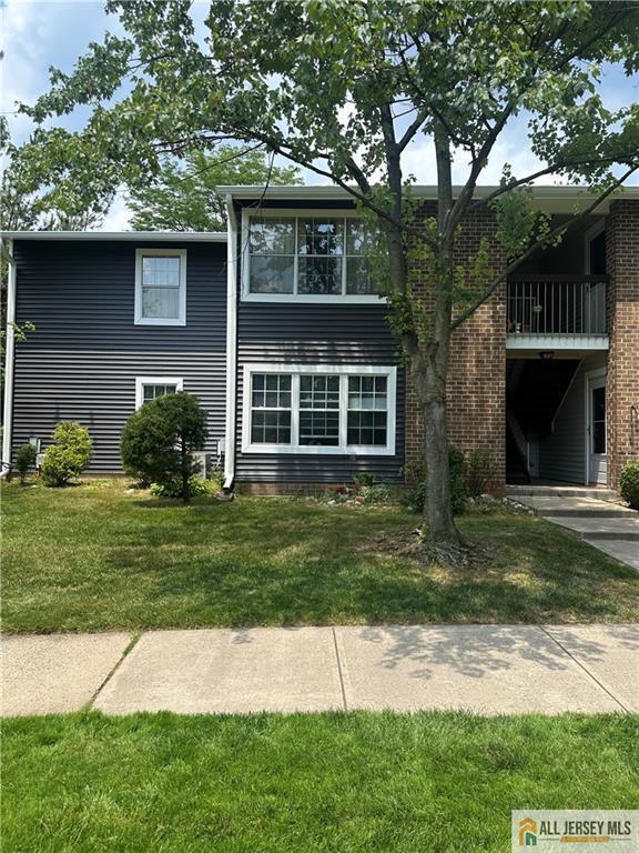 82 Pennsylvania Way
