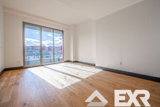10 Montieth St in Brooklyn, NY - Building Photo - Building Photo