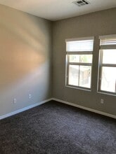 4650 Ranch House Rd in North Las Vegas, NV - Building Photo - Building Photo