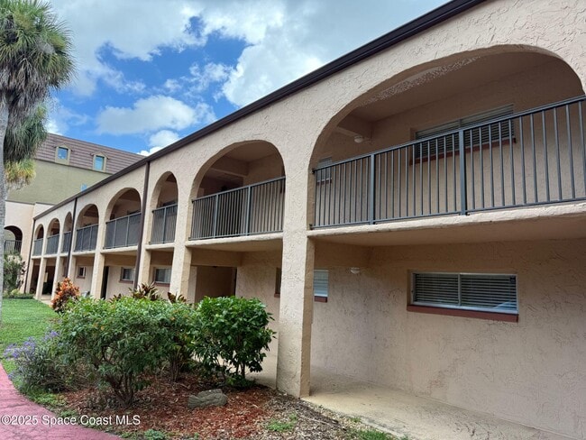 55 Riverside Dr in Cocoa, FL - Building Photo - Building Photo