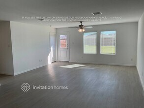 922 Carrick Dr in Ennis, TX - Building Photo - Building Photo