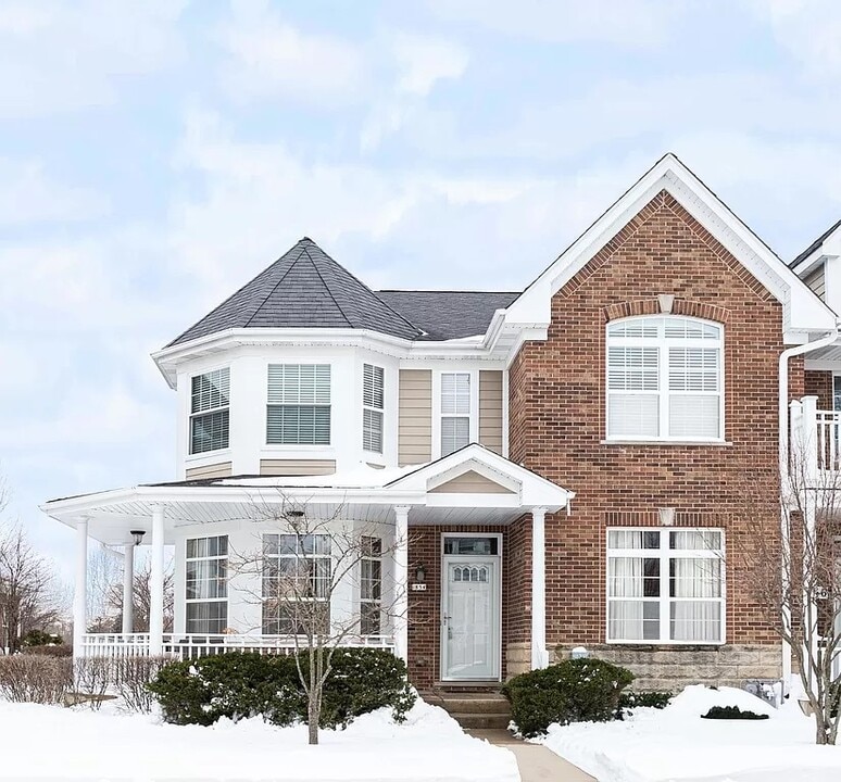 1854 Keystone Pl in Schaumburg, IL - Building Photo