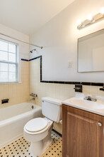 215-219 Oakwood in Washington, DC - Building Photo - Building Photo