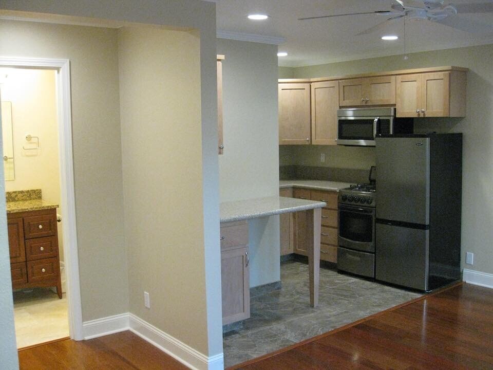 6181 Covington Way, Unit Goleta studio in Goleta, CA - Building Photo