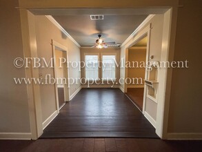 1500 Elmwood Ave in Corsicana, TX - Foto de edificio - Building Photo
