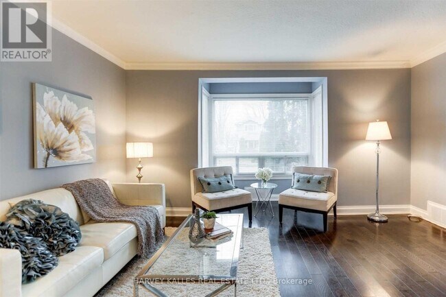 183 Franklin Ave in Toronto, ON - Building Photo - Building Photo