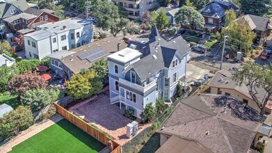 2225 Blake St in Berkeley, CA - Building Photo - Building Photo