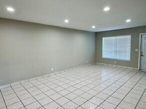 260 SW 8th Ave in Hallandale Beach, FL - Building Photo - Building Photo