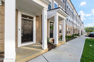 86 Driftwood Cir in Oceanport, NJ - Building Photo