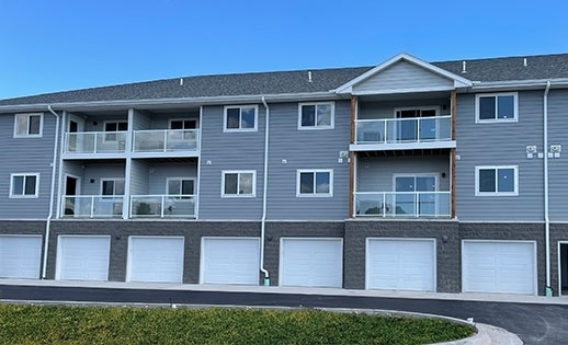 Boulder Creek Apartments in Rapid City, SD - Foto de edificio - Building Photo