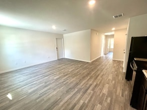 1114 Chestnut St in Waco, TX - Building Photo - Building Photo