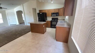 10967 W Sheridan St in Avondale, AZ - Building Photo - Building Photo