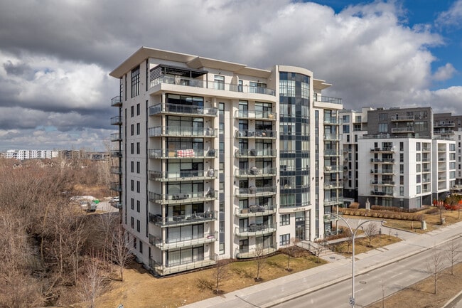 Le Saint Elezear in Laval, QC - Building Photo - Building Photo