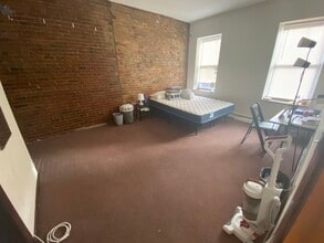 486 Columbus Ave, Unit Garden in Boston, MA - Foto de edificio - Building Photo