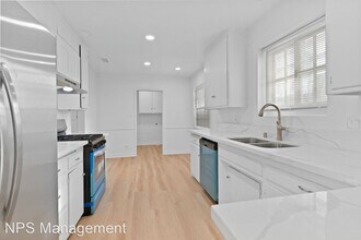 237 Belmont Ave in Long Beach, CA - Building Photo - Building Photo