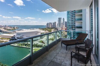 900 Biscayne Blvd in Miami, FL - Building Photo - Building Photo