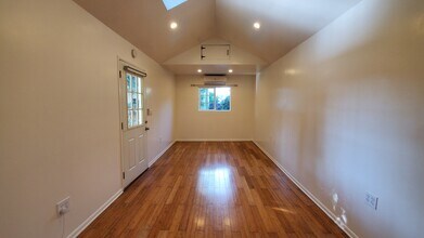 3222 Ingledale Ter, Unit Atwater Village Studio in Los Angeles, CA - Building Photo - Building Photo