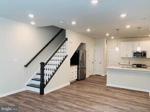 22486 Radford Point Ter in Ashburn, VA - Building Photo - Building Photo