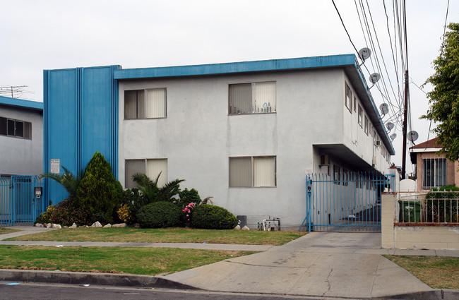 331 Stepney St in Inglewood, CA - Building Photo - Building Photo