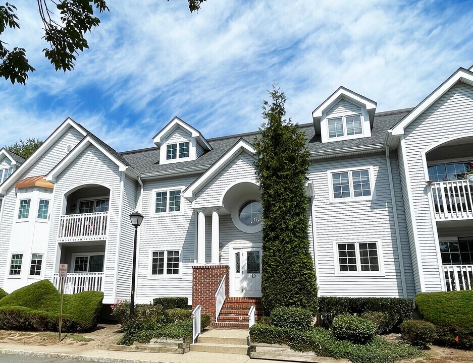12D Leva Dr, Unit 12D Leva Dr in Morristown, NJ - Foto de edificio