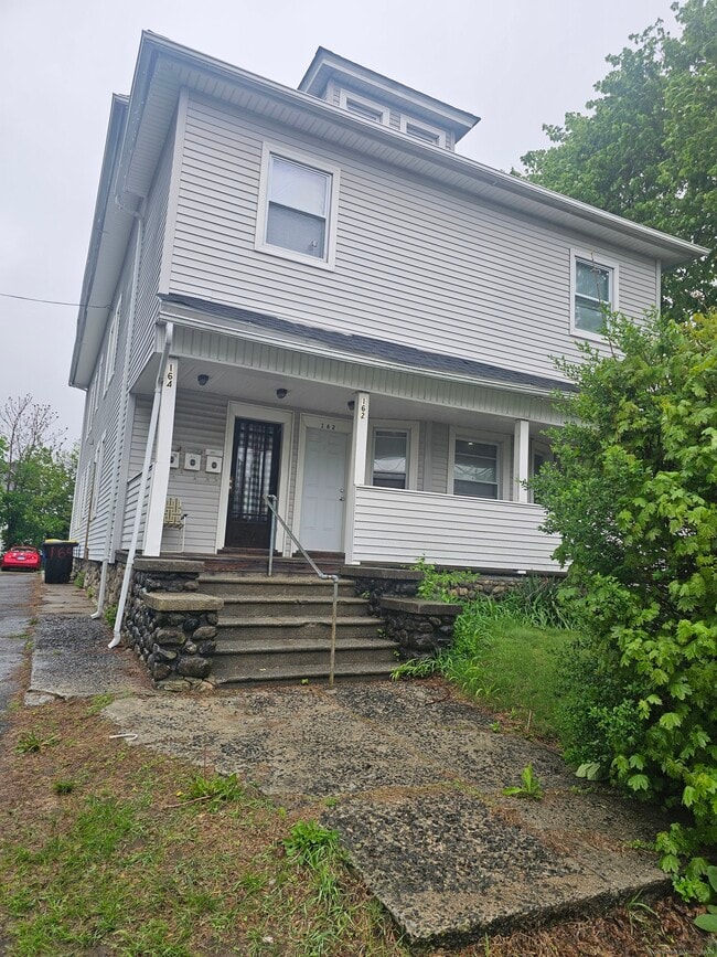 164 Geddes Terrace in Waterbury, CT - Building Photo - Building Photo