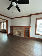 2015 N Leclaire Ave in Chicago, IL - Building Photo - Building Photo